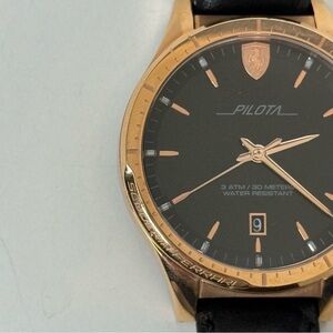 New Scuderia Ferrari Unisex Rose Gold Pilota Genuine Leather Band Wristwatch
